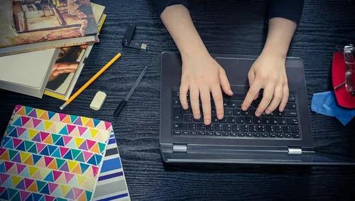 Melhores Sites de Cursos Online (Grátis e Pagos) Cursos online para quem está procurando emprego